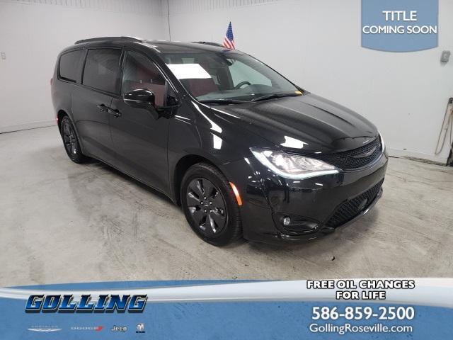 used 2020 Chrysler Pacifica Hybrid car, priced at $34,295