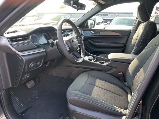 new 2024 Jeep Grand Cherokee L car, priced at $43,220