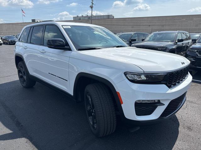 new 2025 Jeep Grand Cherokee car, priced at $48,631