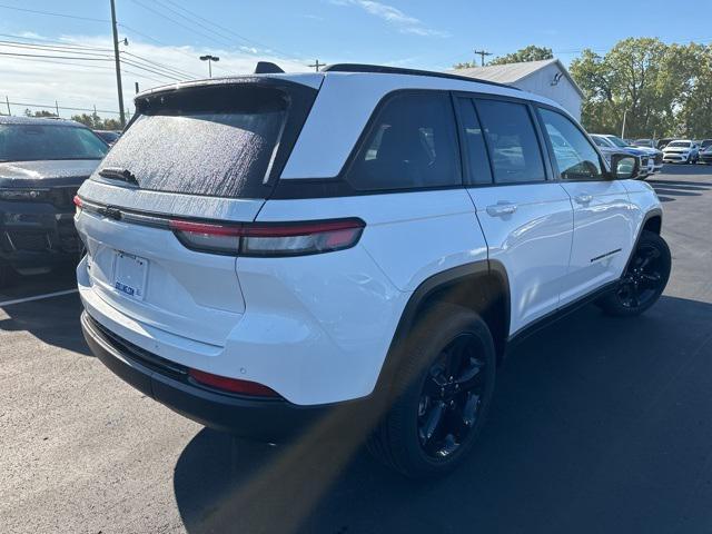 new 2024 Jeep Grand Cherokee car, priced at $42,535