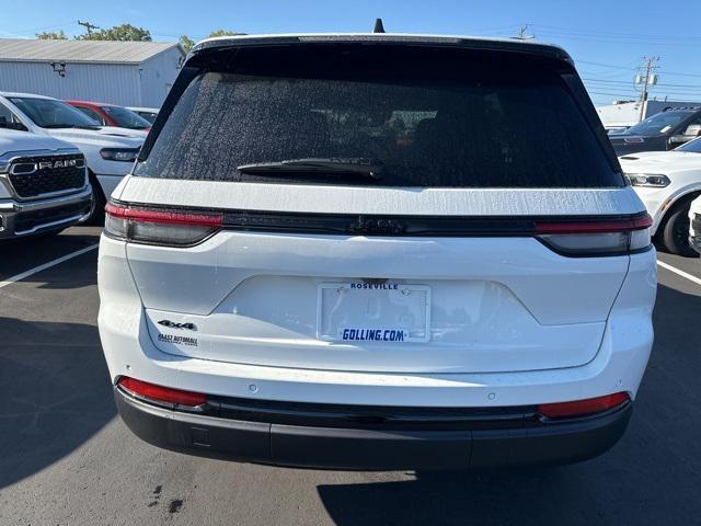 new 2024 Jeep Grand Cherokee car, priced at $42,535