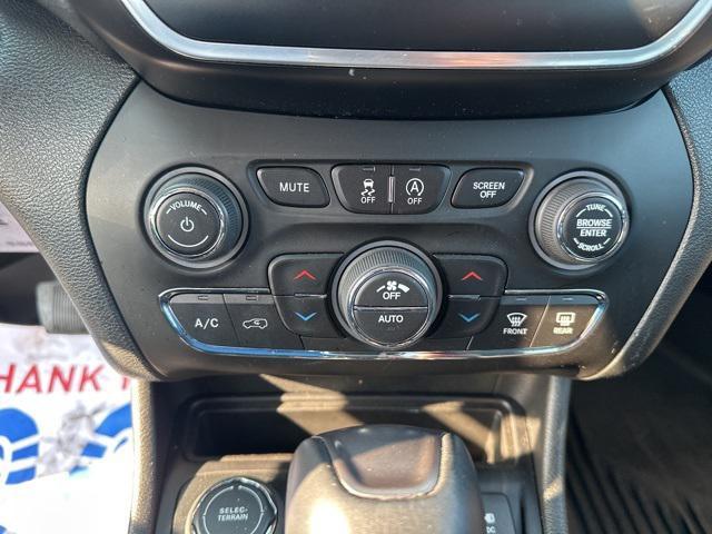 used 2022 Jeep Cherokee car, priced at $24,000