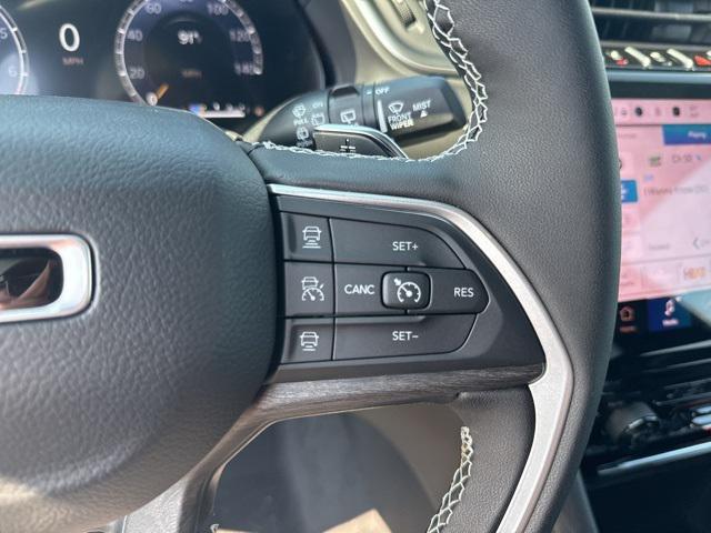 new 2025 Jeep Grand Cherokee car, priced at $49,142