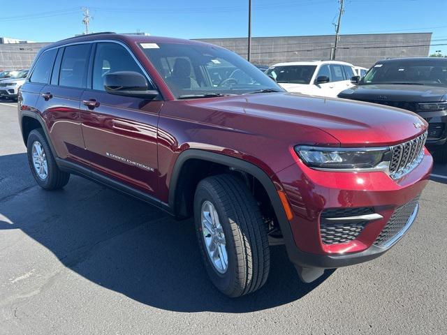 new 2025 Jeep Grand Cherokee car, priced at $41,720