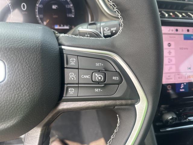 new 2025 Jeep Grand Cherokee car, priced at $49,142