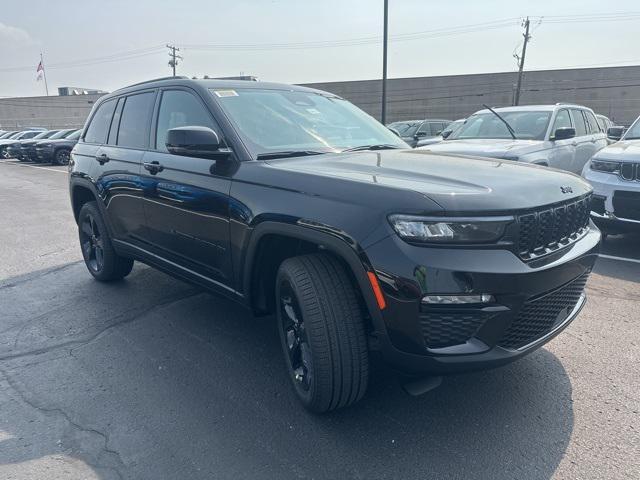 new 2025 Jeep Grand Cherokee car, priced at $49,142