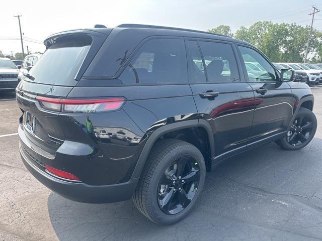 new 2025 Jeep Grand Cherokee car, priced at $49,142