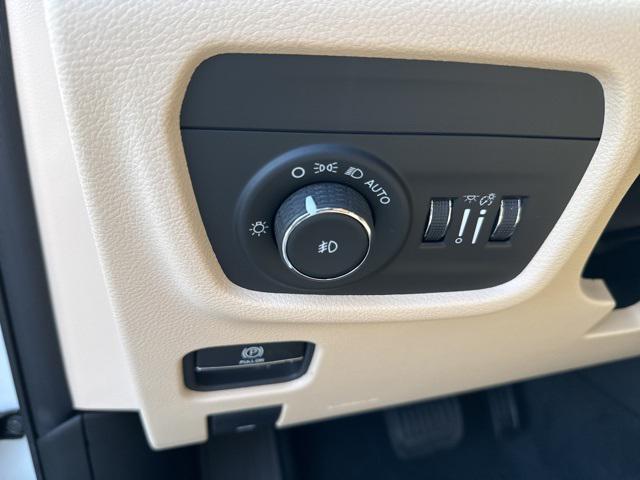 new 2025 Jeep Grand Cherokee L car, priced at $48,255