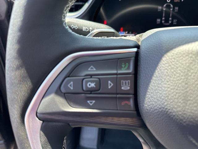 new 2025 Jeep Grand Cherokee L car, priced at $42,989