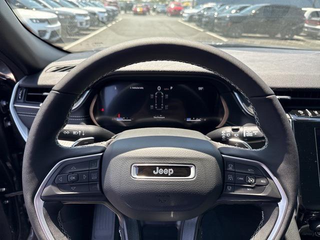 new 2025 Jeep Grand Cherokee L car, priced at $42,989