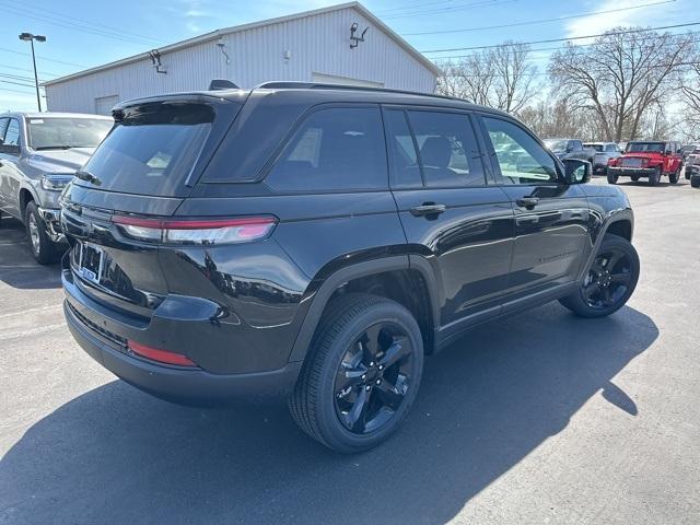 new 2024 Jeep Grand Cherokee car, priced at $43,941