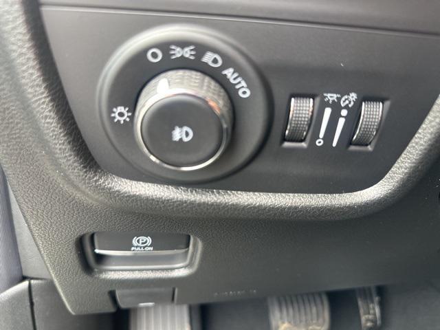 new 2025 Jeep Grand Cherokee L car, priced at $48,853