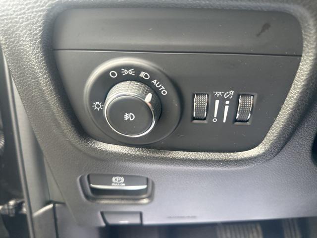 used 2023 Jeep Grand Cherokee car, priced at $34,795