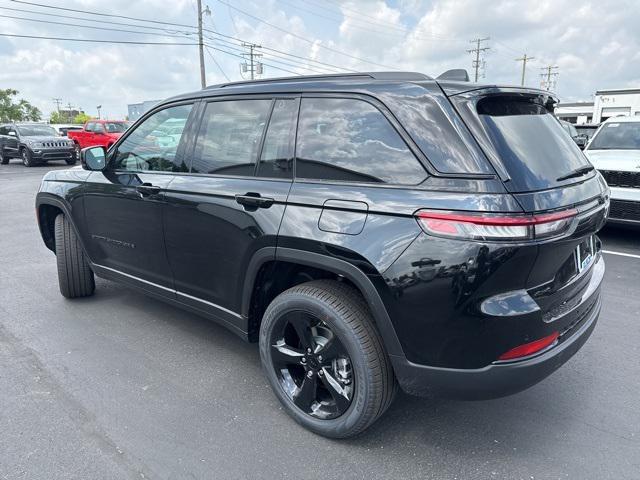 new 2025 Jeep Grand Cherokee car, priced at $46,981