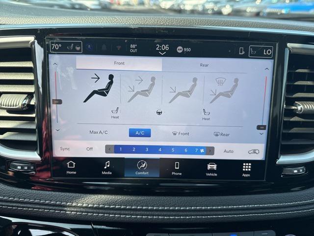 new 2025 Chrysler Pacifica car, priced at $42,247