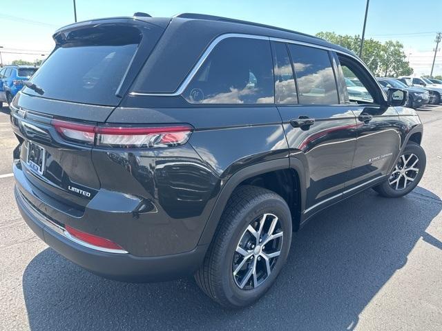 new 2024 Jeep Grand Cherokee car, priced at $41,756