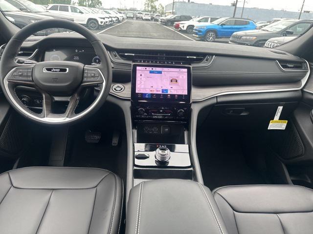 new 2025 Jeep Grand Cherokee L car, priced at $51,100