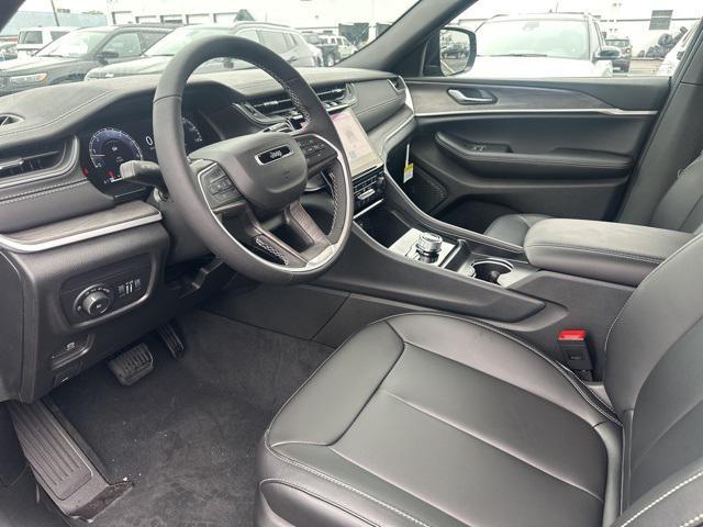 new 2025 Jeep Grand Cherokee L car, priced at $51,100