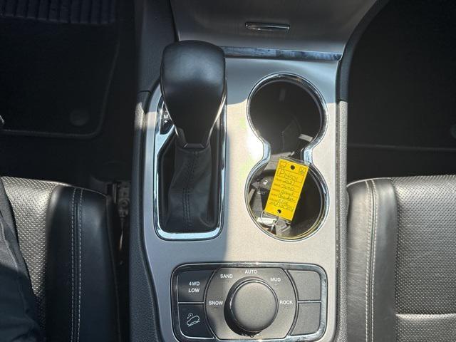 used 2021 Jeep Grand Cherokee car, priced at $30,495