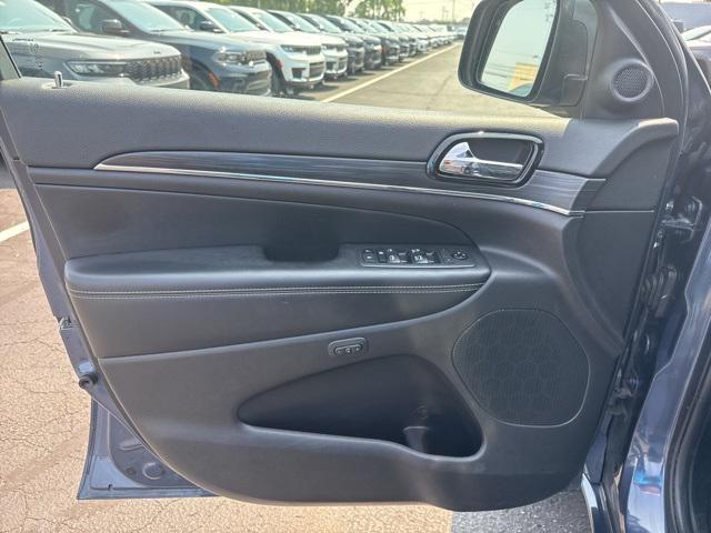 used 2021 Jeep Grand Cherokee car, priced at $30,495