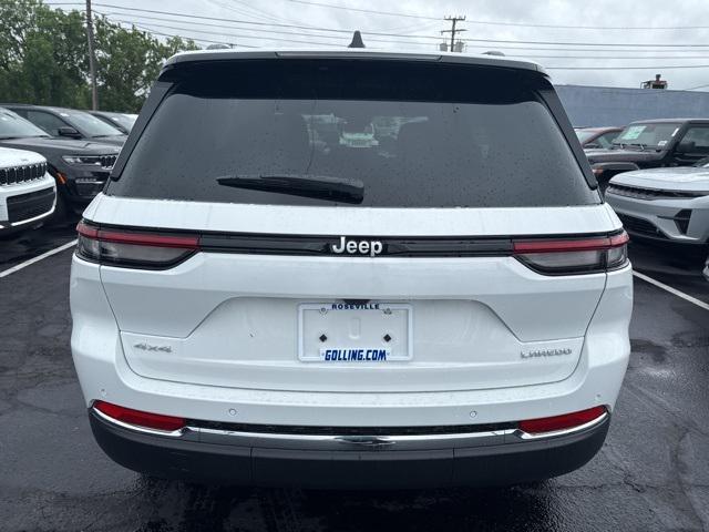 new 2025 Jeep Grand Cherokee car, priced at $40,821
