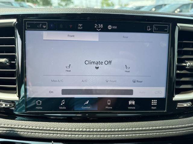 new 2025 Chrysler Pacifica car, priced at $41,752