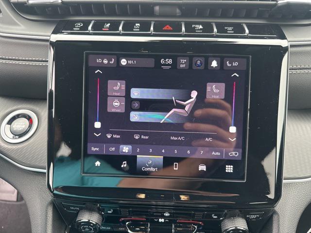 new 2025 Jeep Grand Cherokee car, priced at $40,821