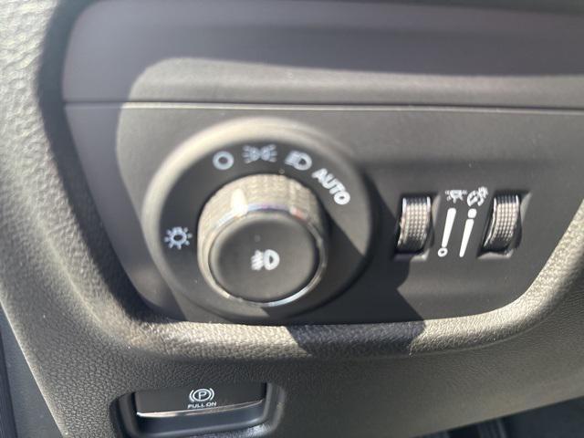 new 2025 Jeep Grand Cherokee car, priced at $46,469