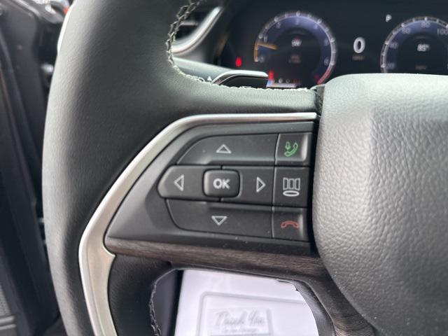 new 2025 Jeep Grand Cherokee car, priced at $49,142