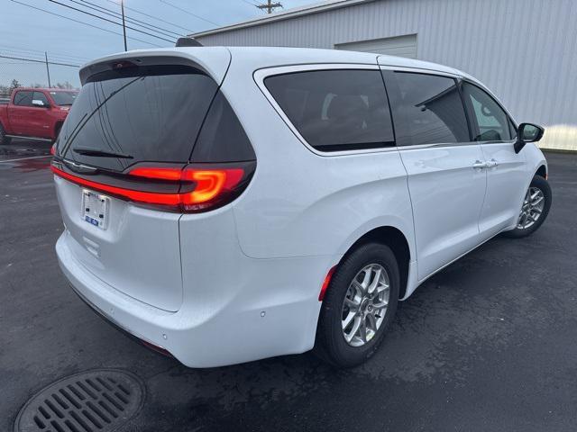 new 2025 Chrysler Pacifica car, priced at $41,500