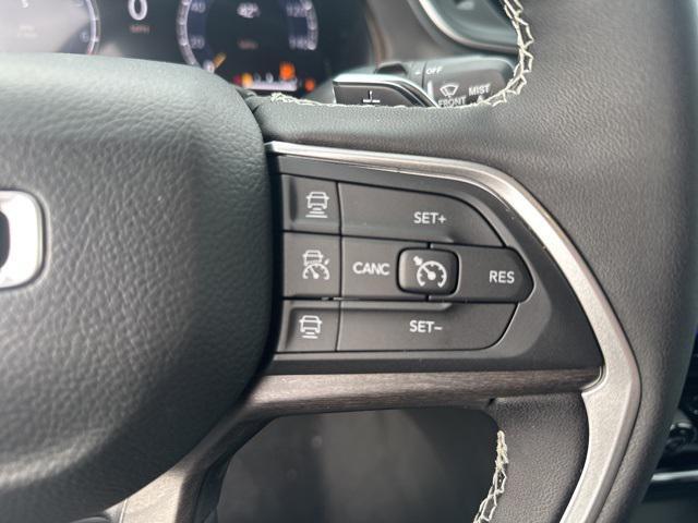 new 2025 Jeep Grand Cherokee L car, priced at $52,055