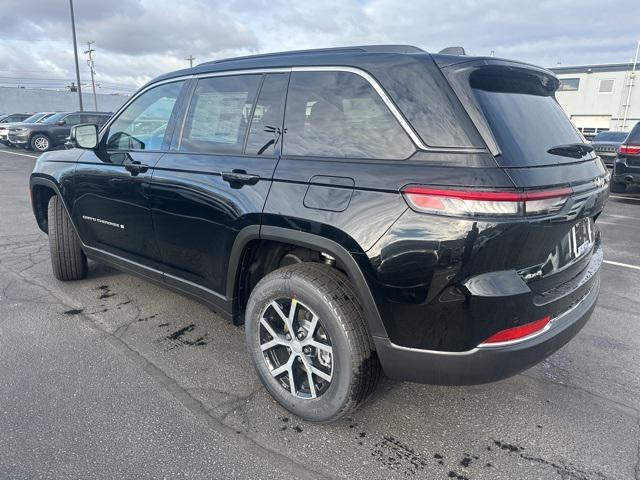 new 2025 Jeep Grand Cherokee car, priced at $41,639