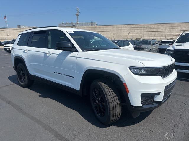 new 2024 Jeep Grand Cherokee L car, priced at $45,435