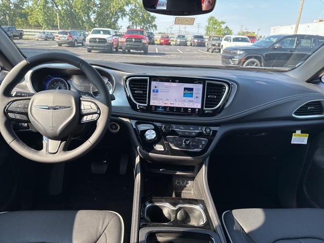 new 2025 Chrysler Pacifica car, priced at $55,055