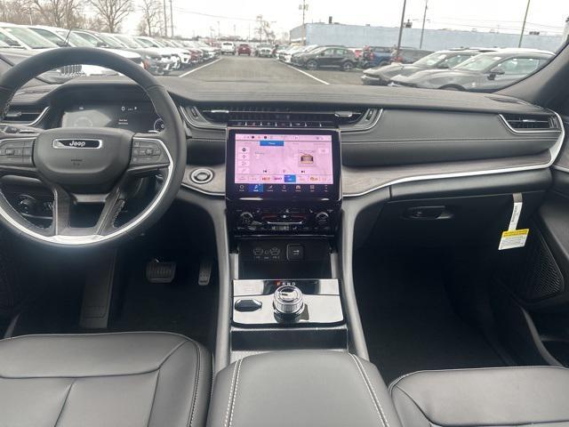 new 2025 Jeep Grand Cherokee L car, priced at $48,014