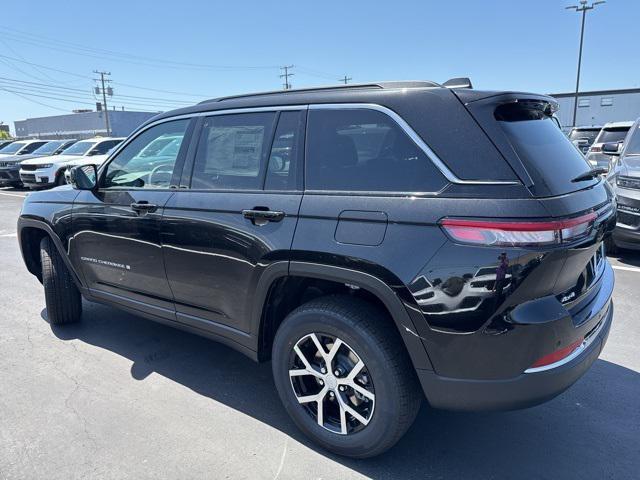 new 2025 Jeep Grand Cherokee car, priced at $44,639
