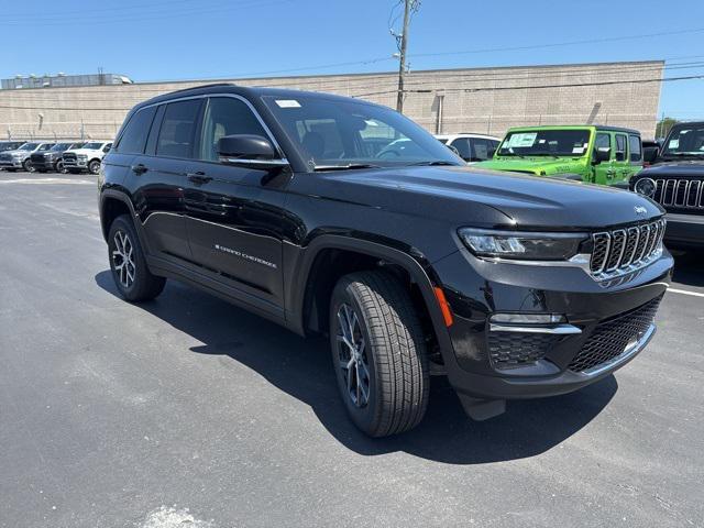 new 2025 Jeep Grand Cherokee car, priced at $44,639