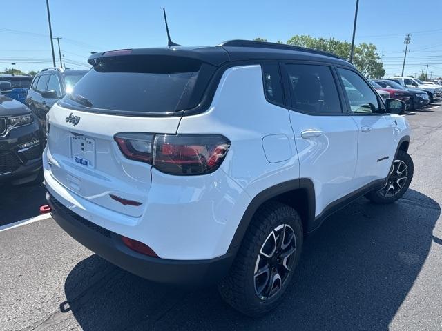 new 2024 Jeep Compass car, priced at $36,465