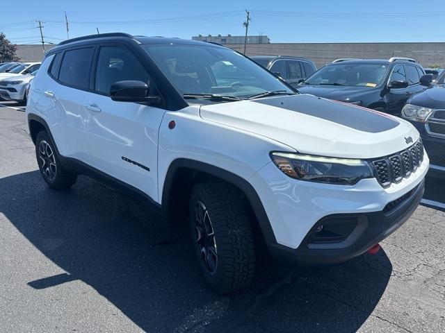 new 2024 Jeep Compass car, priced at $36,465