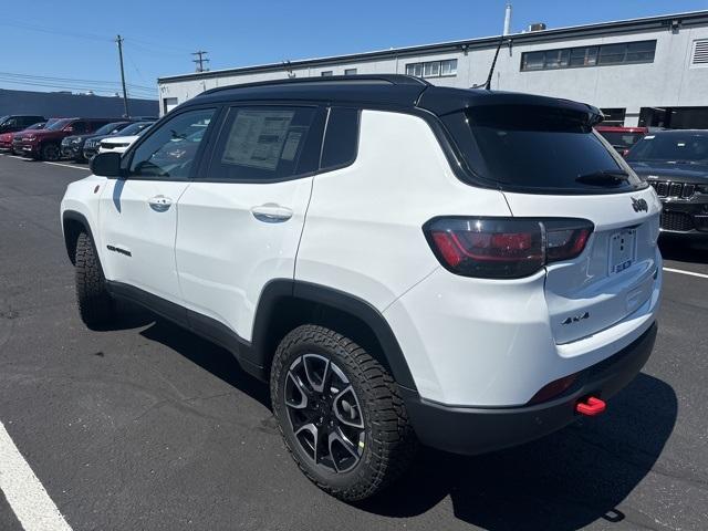 new 2024 Jeep Compass car, priced at $36,465