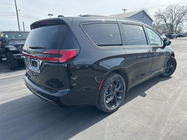 new 2025 Chrysler Pacifica car, priced at $55,365