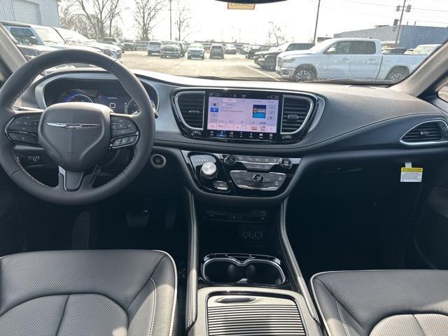 new 2025 Chrysler Pacifica car, priced at $55,365