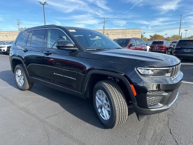 new 2025 Jeep Grand Cherokee car, priced at $43,970