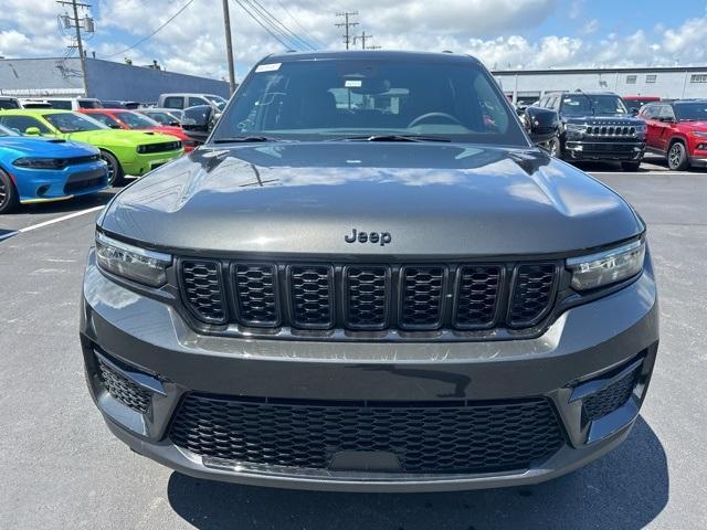 new 2024 Jeep Grand Cherokee car, priced at $44,099