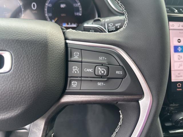 new 2025 Jeep Grand Cherokee car, priced at $46,981