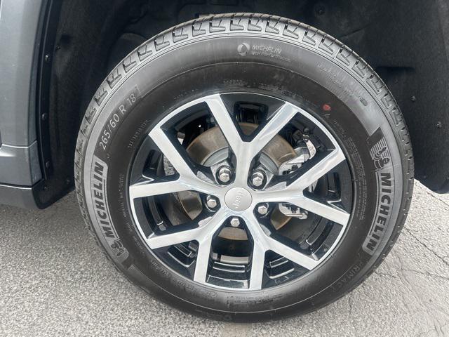 used 2024 Jeep Grand Cherokee car, priced at $41,795