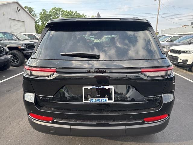 new 2025 Jeep Grand Cherokee car, priced at $49,142