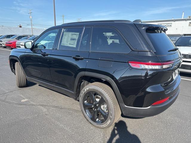new 2025 Jeep Grand Cherokee car, priced at $46,981