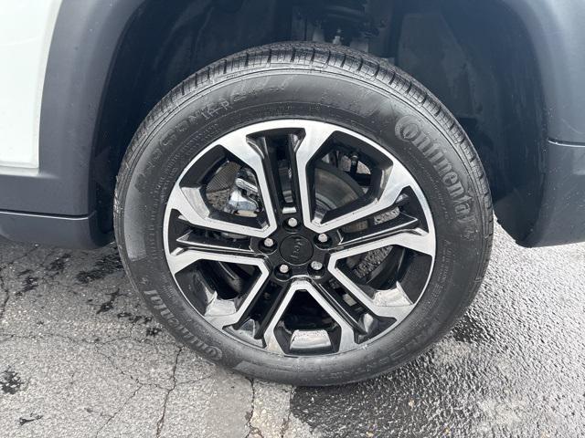 used 2022 Jeep Compass car, priced at $23,995