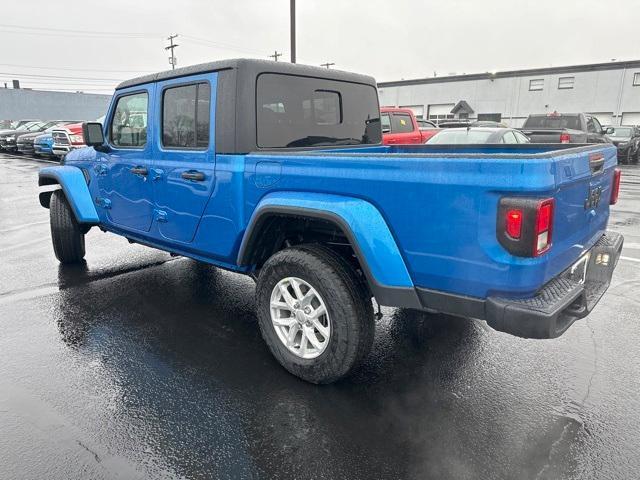 new 2023 Jeep Gladiator car, priced at $47,139